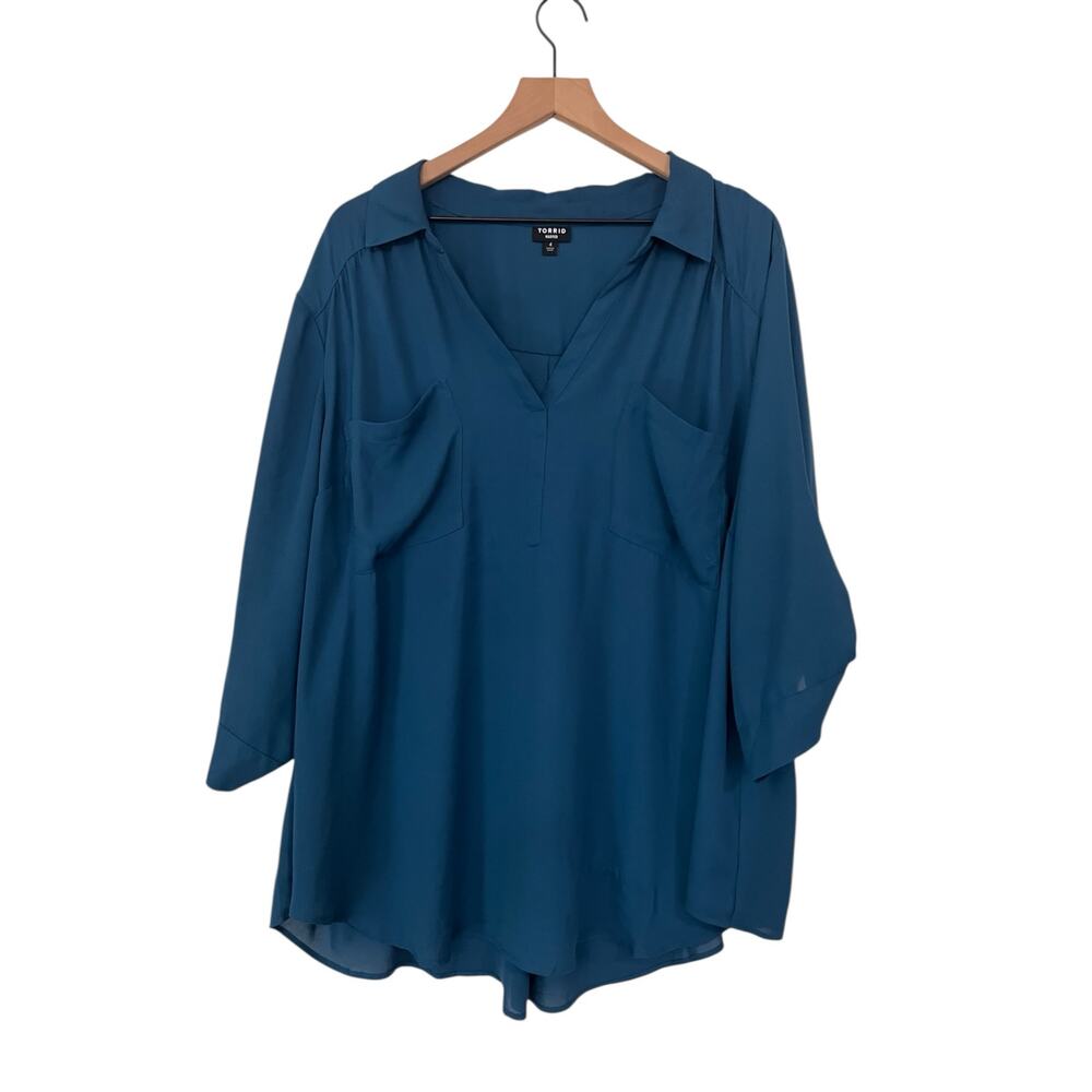 Torrid Womens Harper Collard 3/4 Sleeve Blouse Top Legion Blue Size 4X